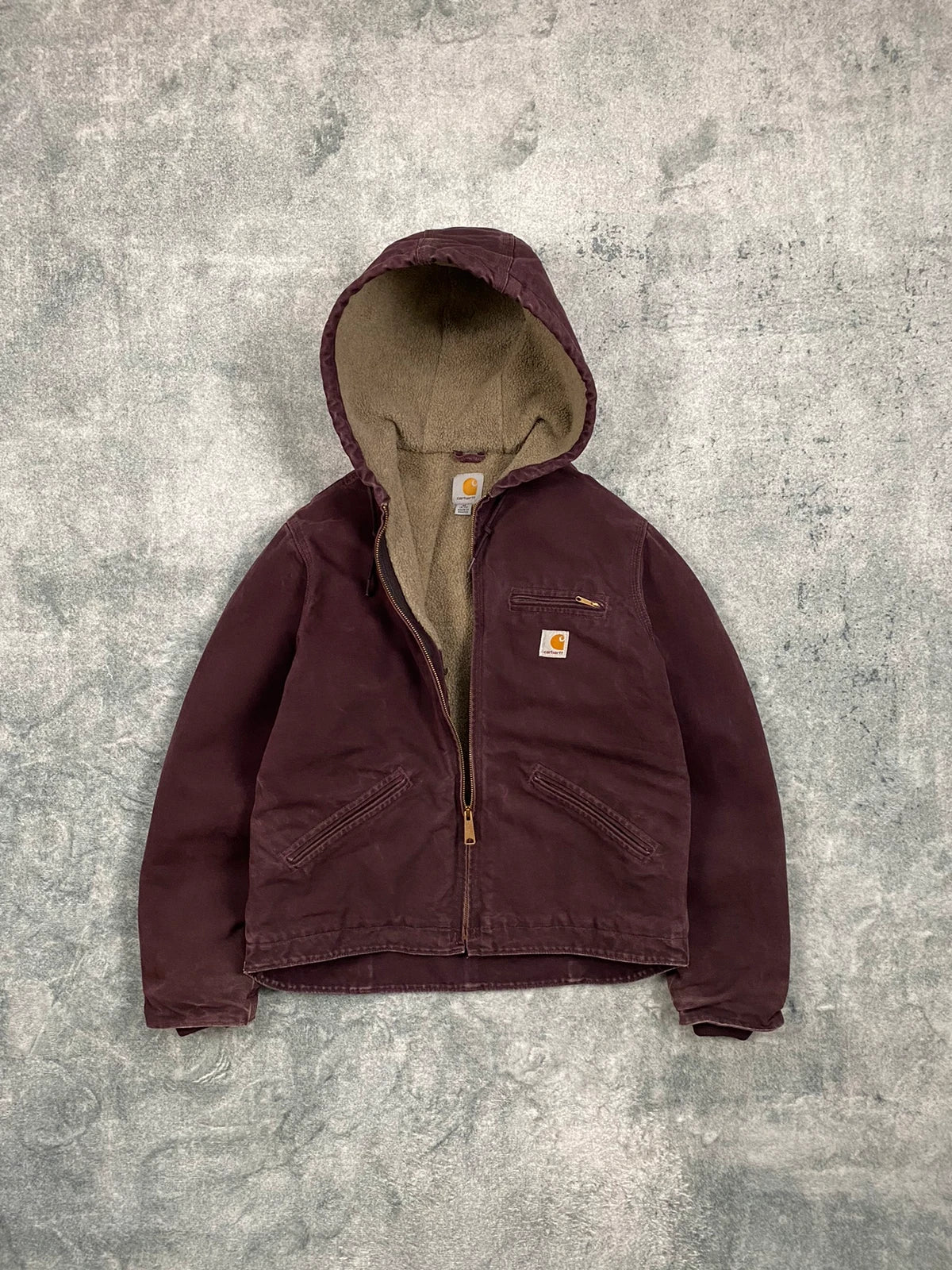 Carhartt Sierra Jacket WJ141 – Vintage – Burgundy – Fleece Lined – Boxy Fit – Women’s Size M