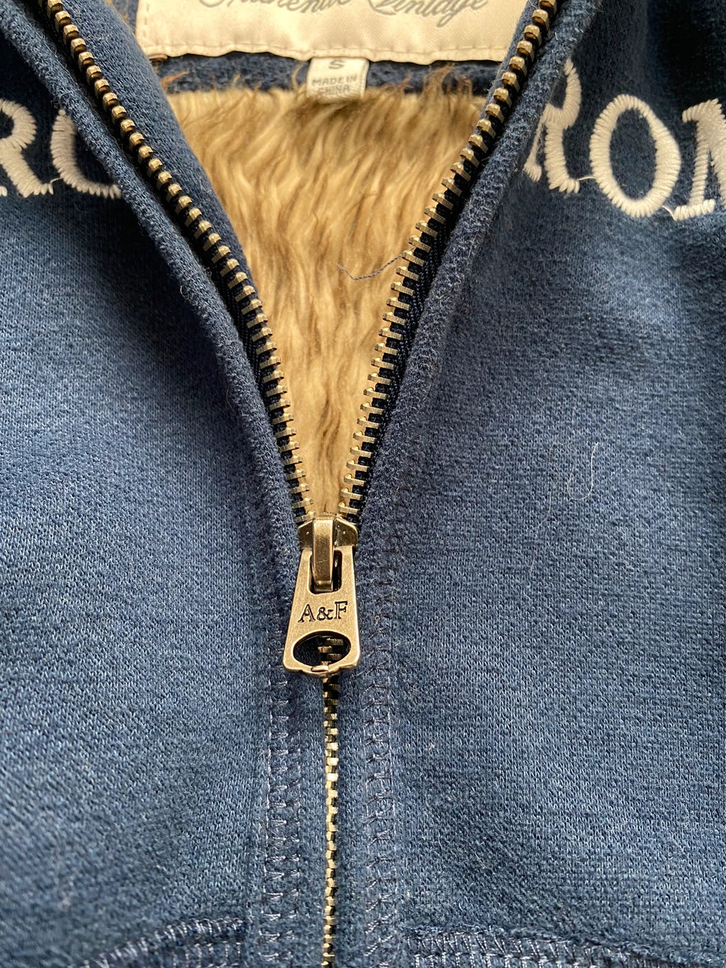 Abercrombie & Fitch Premium Women’s Zip Up Hoodie Size S