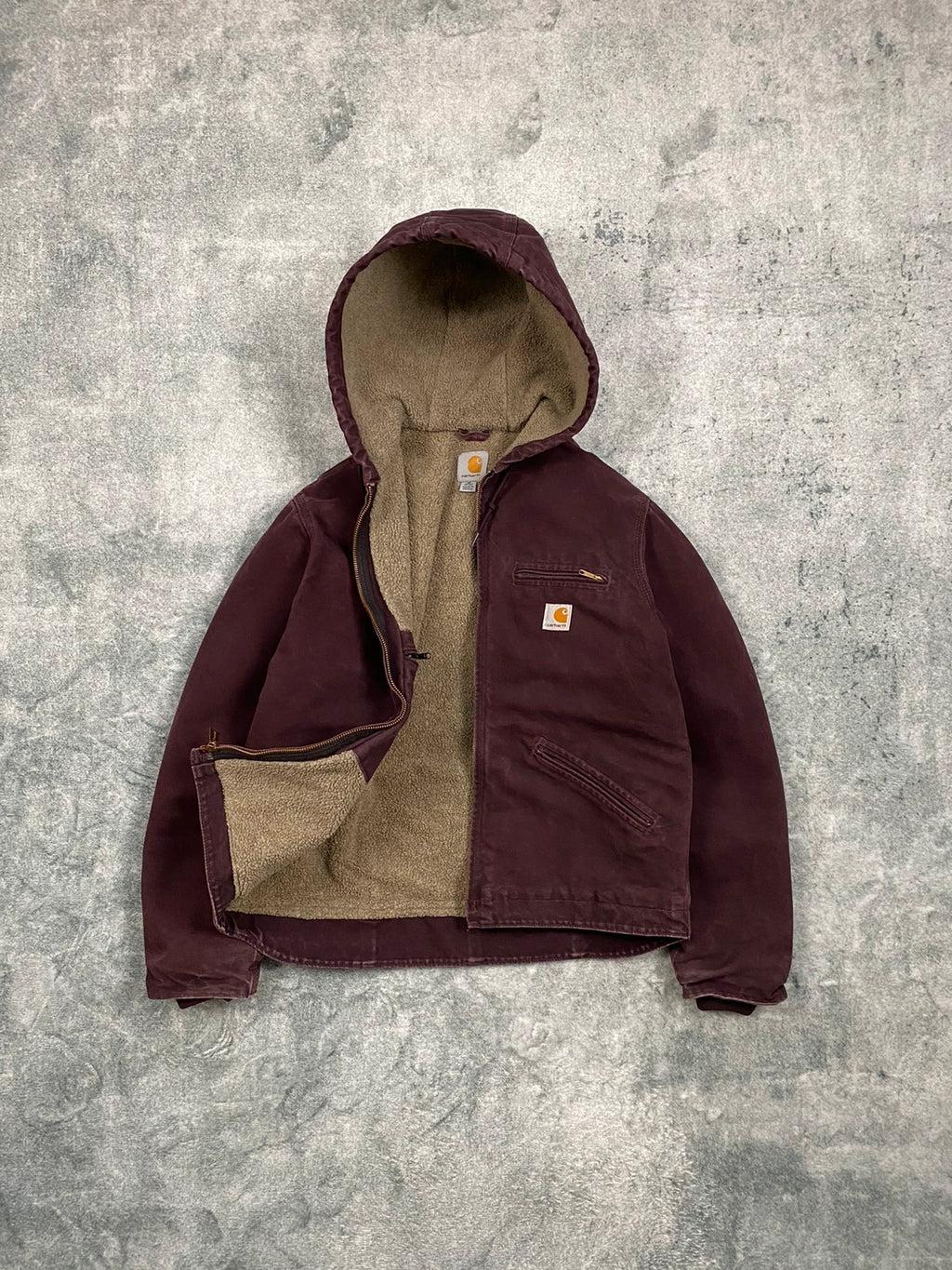 Carhartt Sierra Jacket WJ141 – Vintage – Burgundy – Fleece Lined – Boxy Fit – Women’s Size M