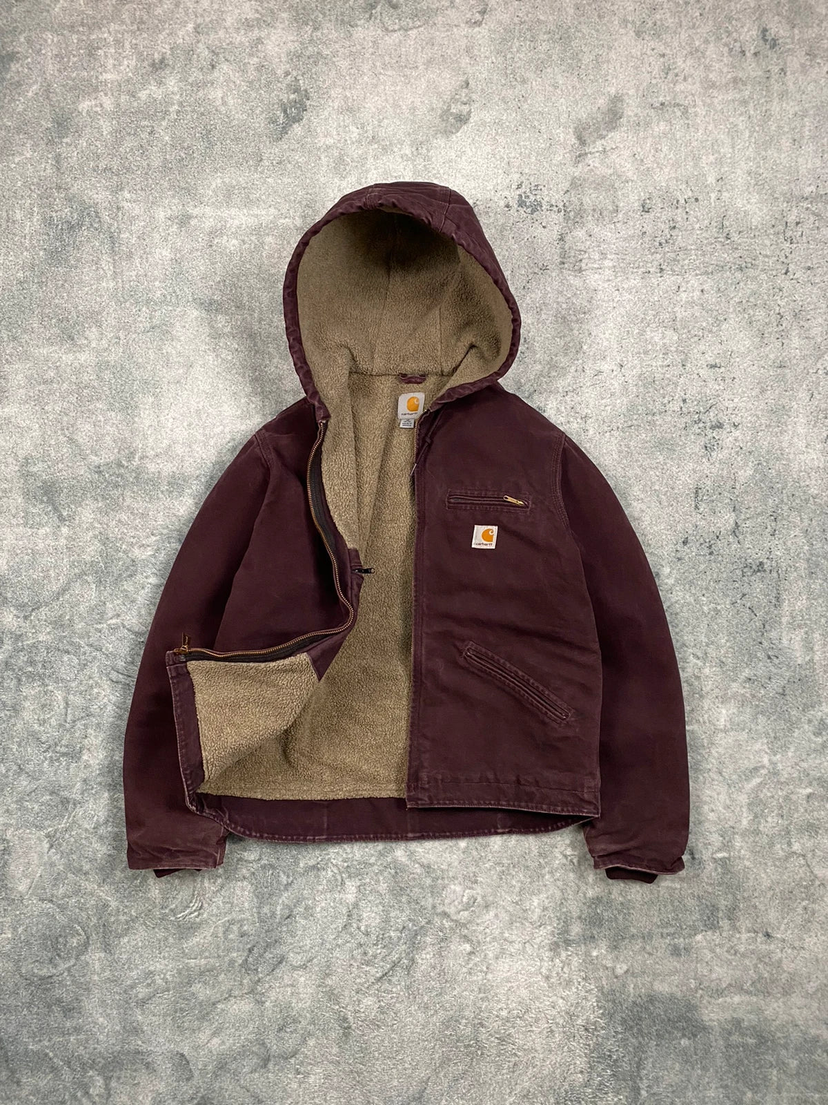 Carhartt Sierra Jacket WJ141 – Vintage – Burgundy – Fleece Lined – Boxy Fit – Women’s Size M