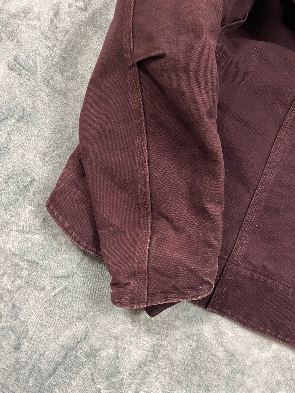 Carhartt Sierra Jacket WJ141 – Vintage – Burgundy – Fleece Lined – Boxy Fit – Women’s Size M