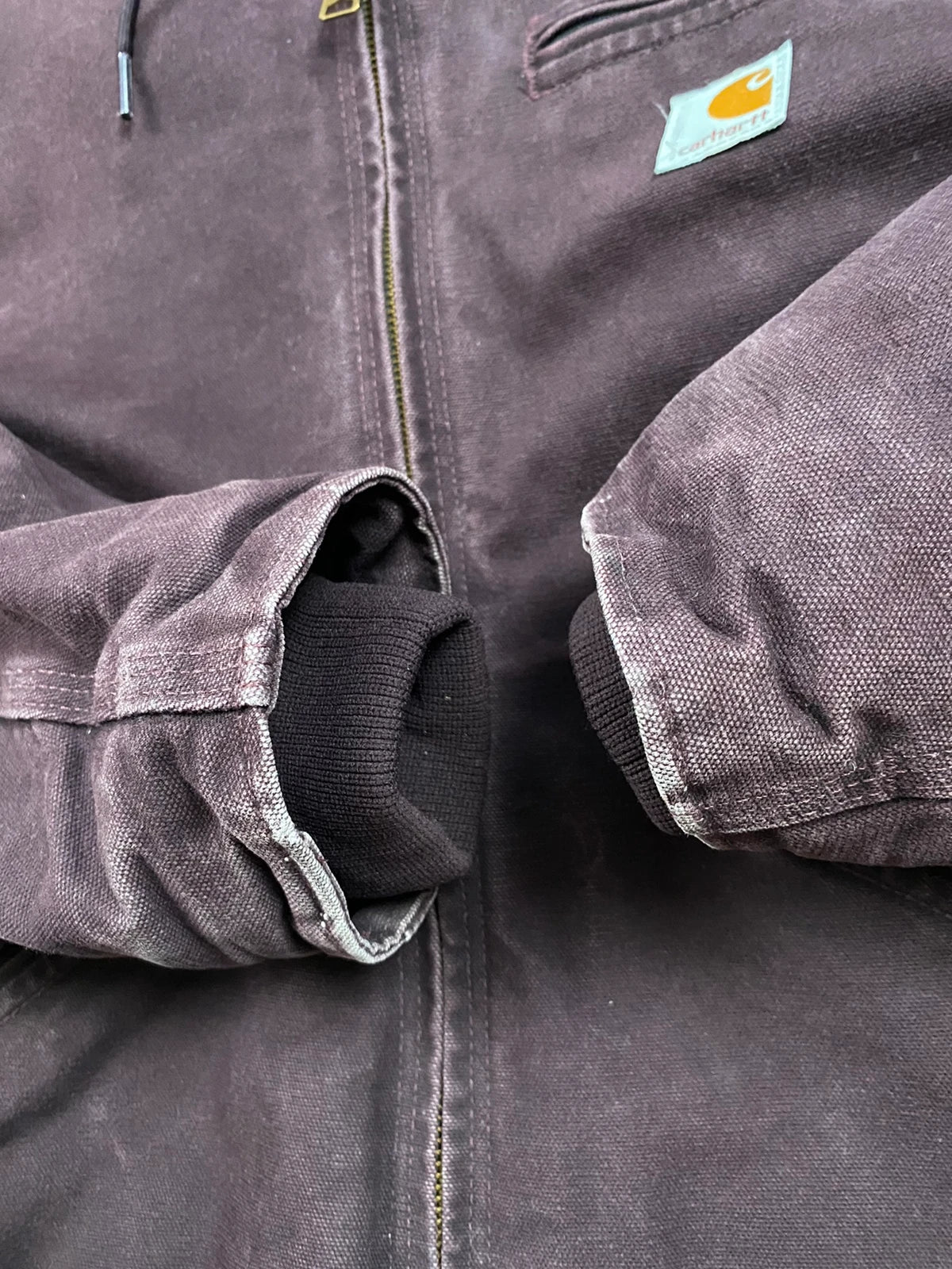 Carhartt Sierra Jacket WJ141 – Vintage – Burgundy – Fleece Lined – Boxy Fit – Women’s Size M