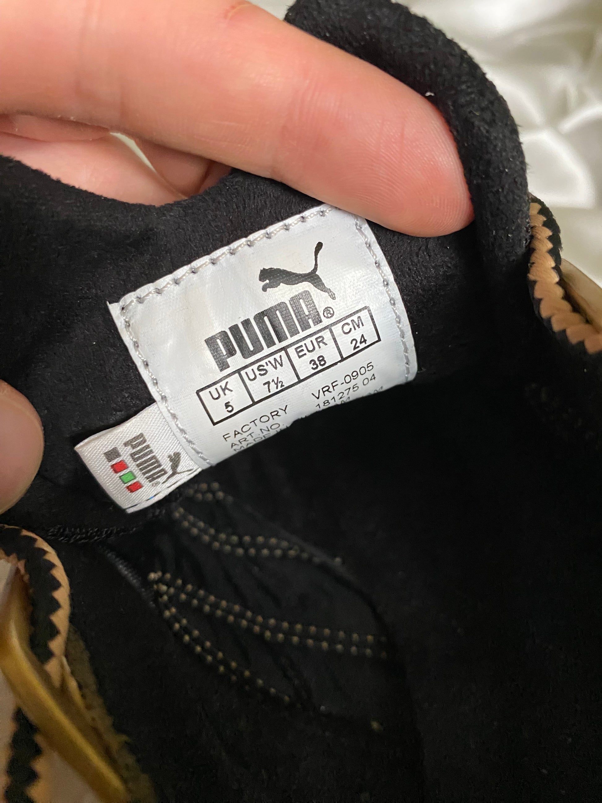 Golden Quilted PUMA speedcat – Size EU 38 – New Without Tags