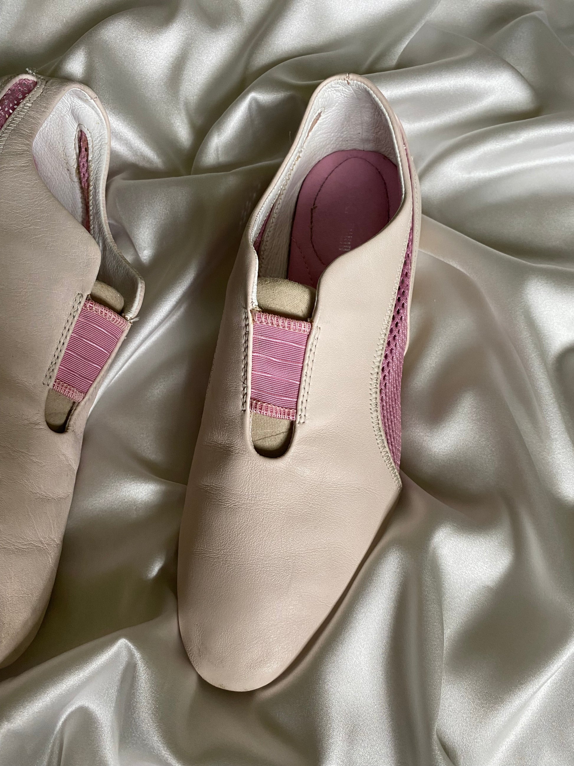 Soft Blush PUMA Slip-Ons – Size EU 39