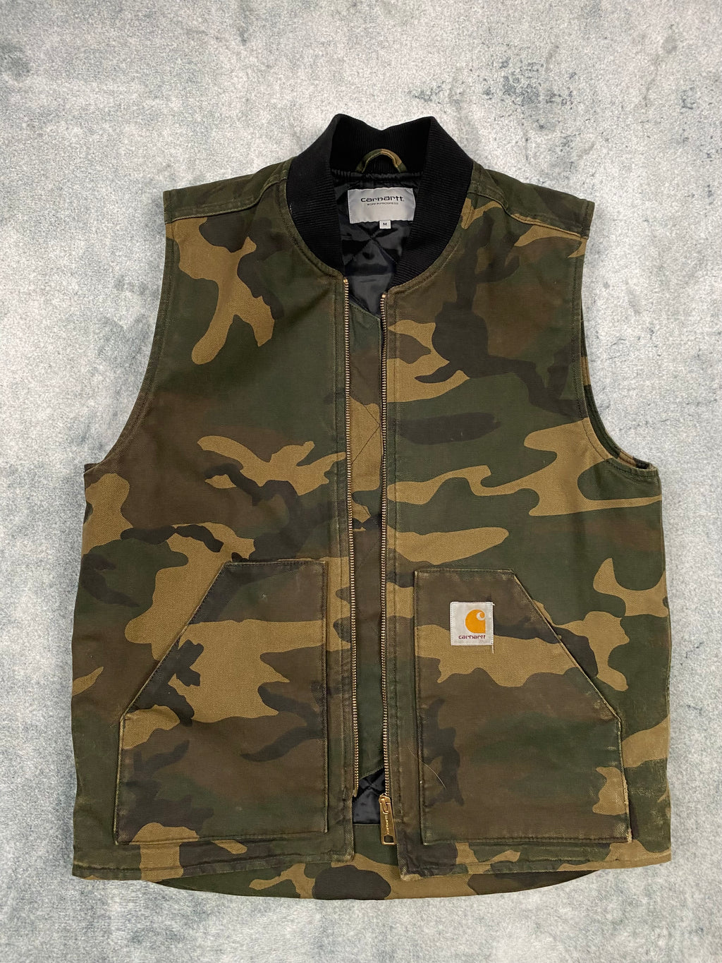 Carhartt Camouflage Vest – Workwear Archive – Lightly Insulated – Boxy Fit – Size M