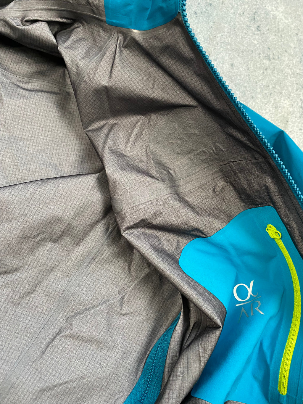 Arc’teryx Alpha AR GORE-TEX Pro Jacket - Navy, Blue 2019 - Size L