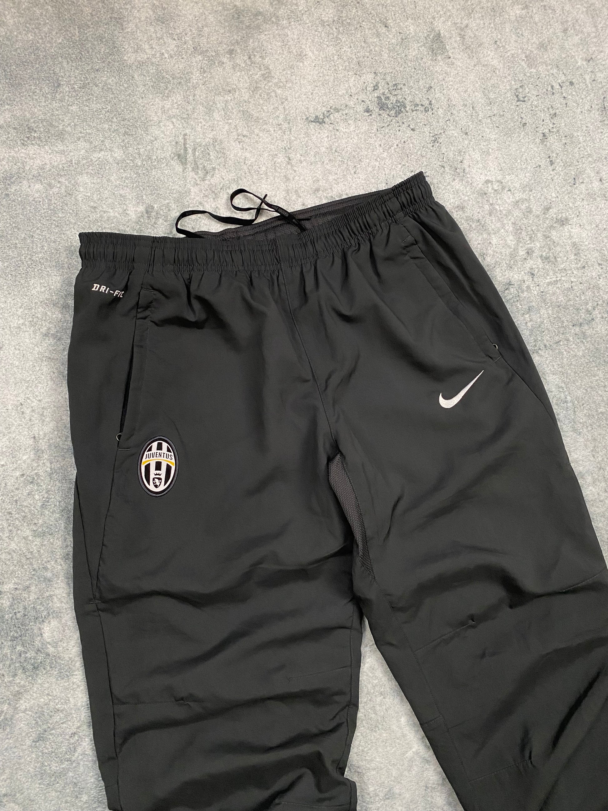 Vintage Nike Juventus Tracksuit Size L