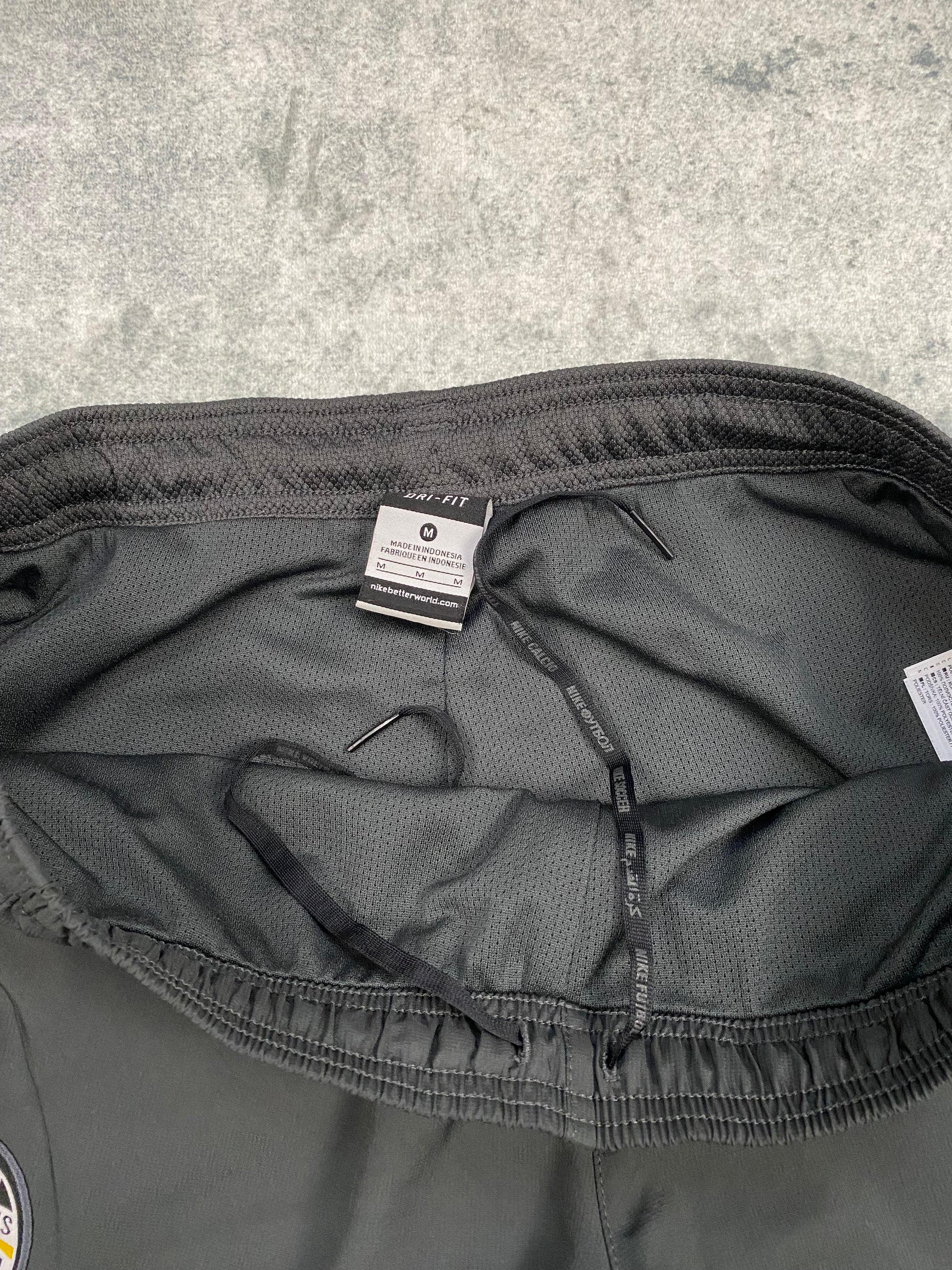Vintage Nike Juventus Tracksuit Size L