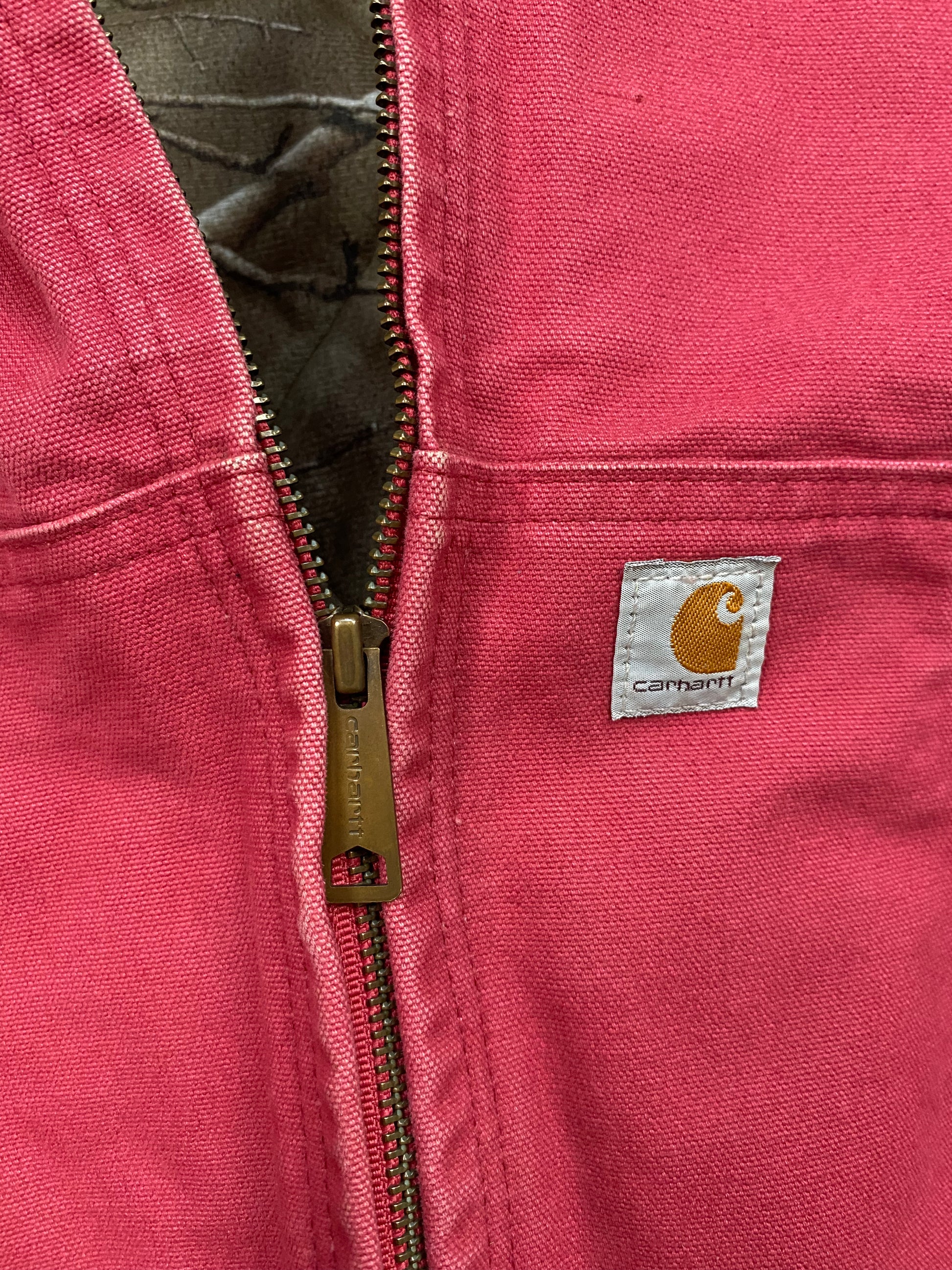 Carhartt Vintage Women's Active Jacket Camo Lined Pink Size M